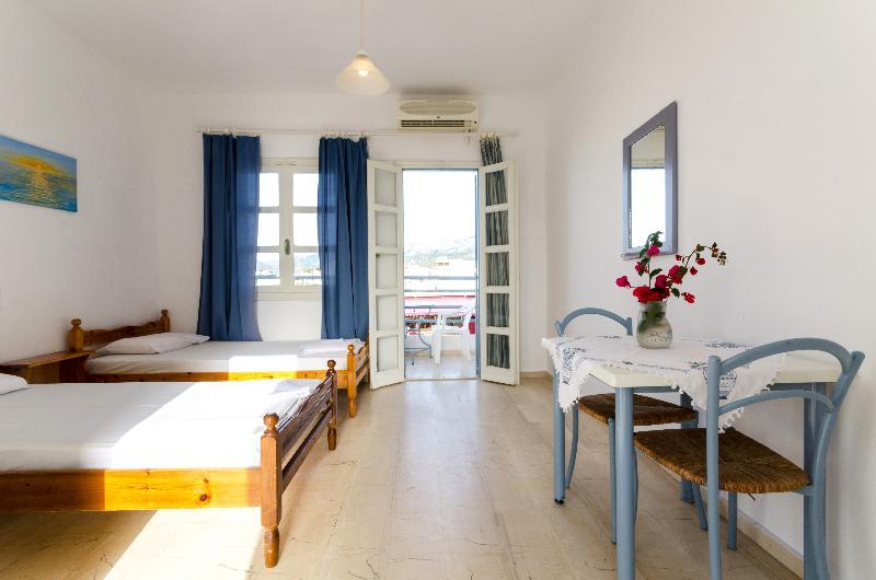 Aris Apartments Малія Екстер'єр фото
