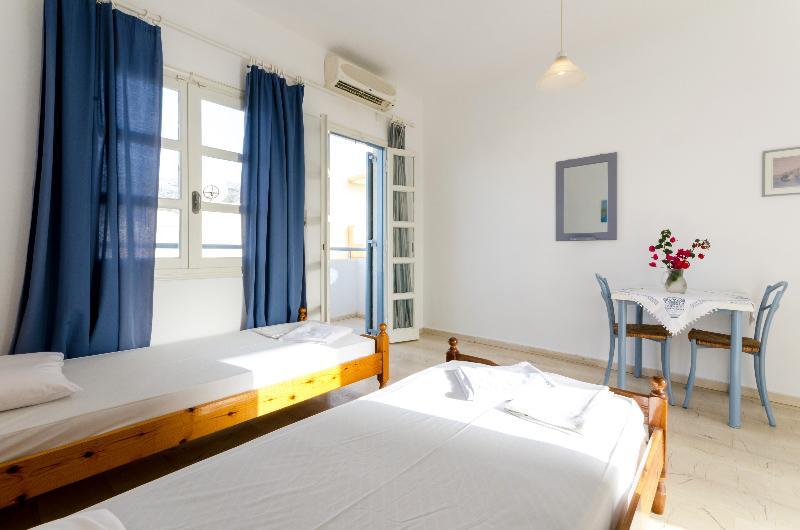 Aris Apartments Малія Екстер'єр фото